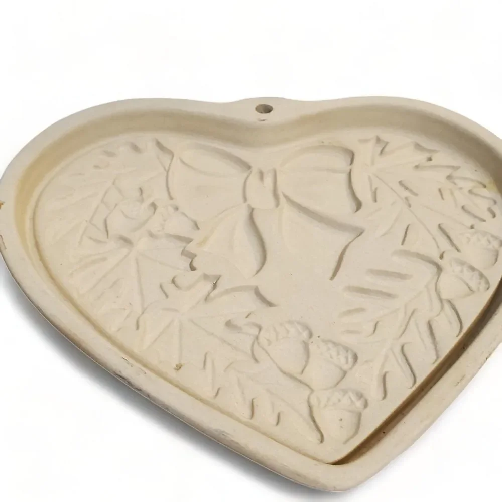 2003 Pampered‎ Chef Cookie Mold Family Heritage Stoneware Spring Autumn Winter 3